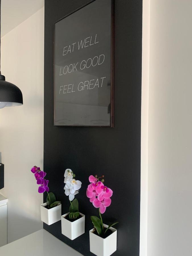 Ekskluzywny Penthouse Z Ogrodem W Centrum Lodzi ภายนอก รูปภาพ