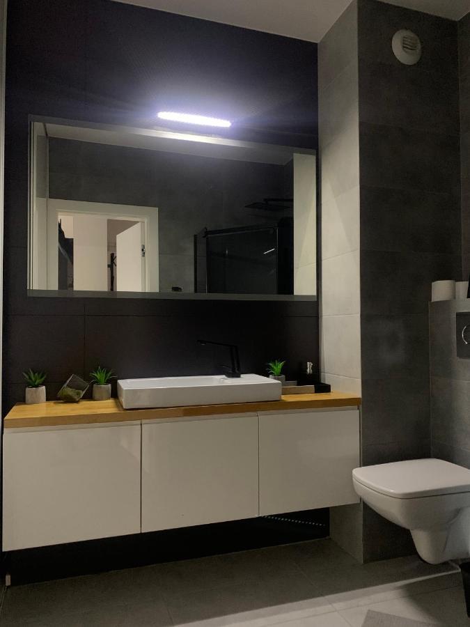 Ekskluzywny Penthouse Z Ogrodem W Centrum Lodzi ภายนอก รูปภาพ