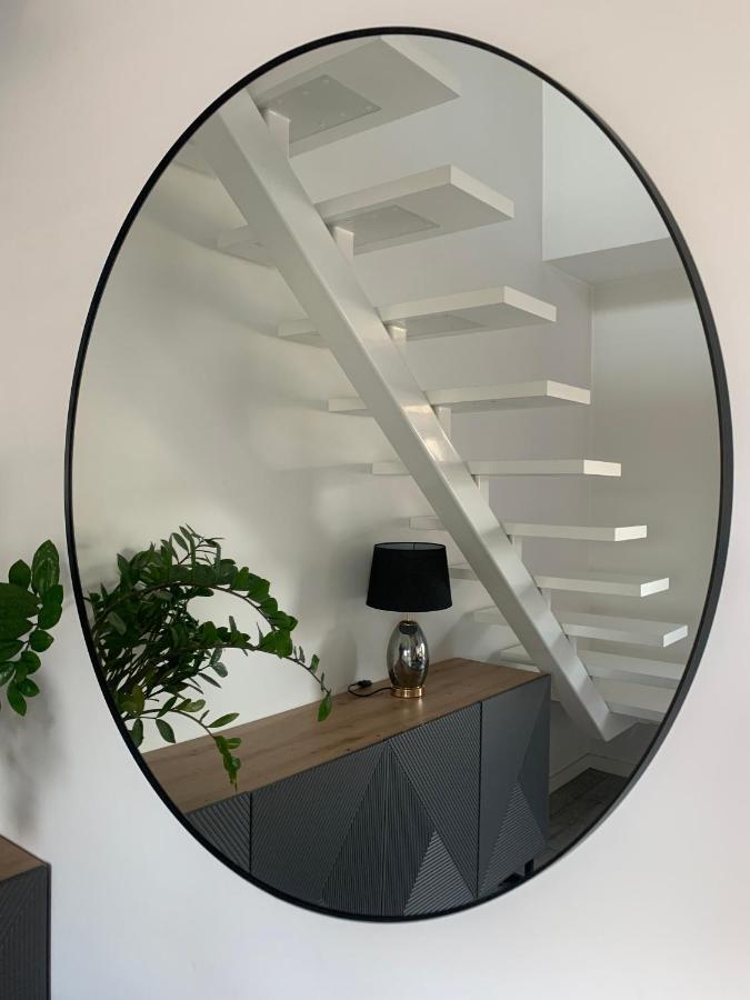 Ekskluzywny Penthouse Z Ogrodem W Centrum Lodzi ภายนอก รูปภาพ