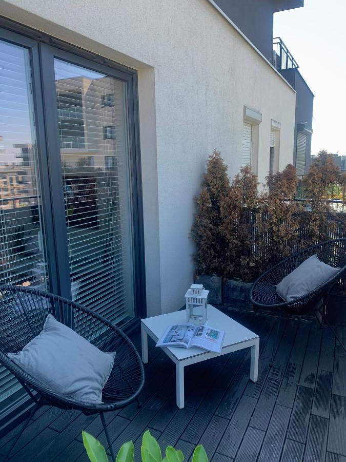 Ekskluzywny Penthouse Z Ogrodem W Centrum Lodzi ภายนอก รูปภาพ