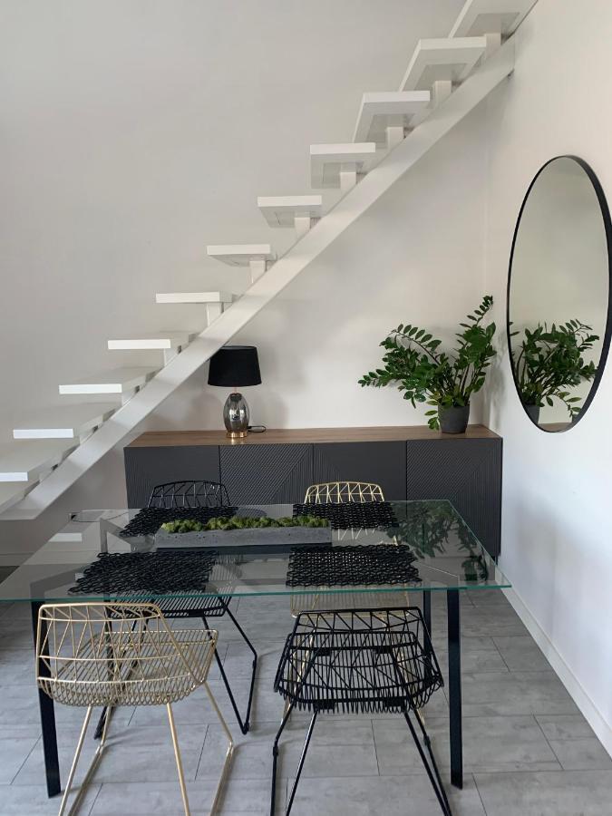 Ekskluzywny Penthouse Z Ogrodem W Centrum Lodzi ภายนอก รูปภาพ